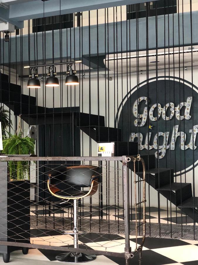 Goodnight Poshtel + Free Netflix Hat Yai Exterior foto